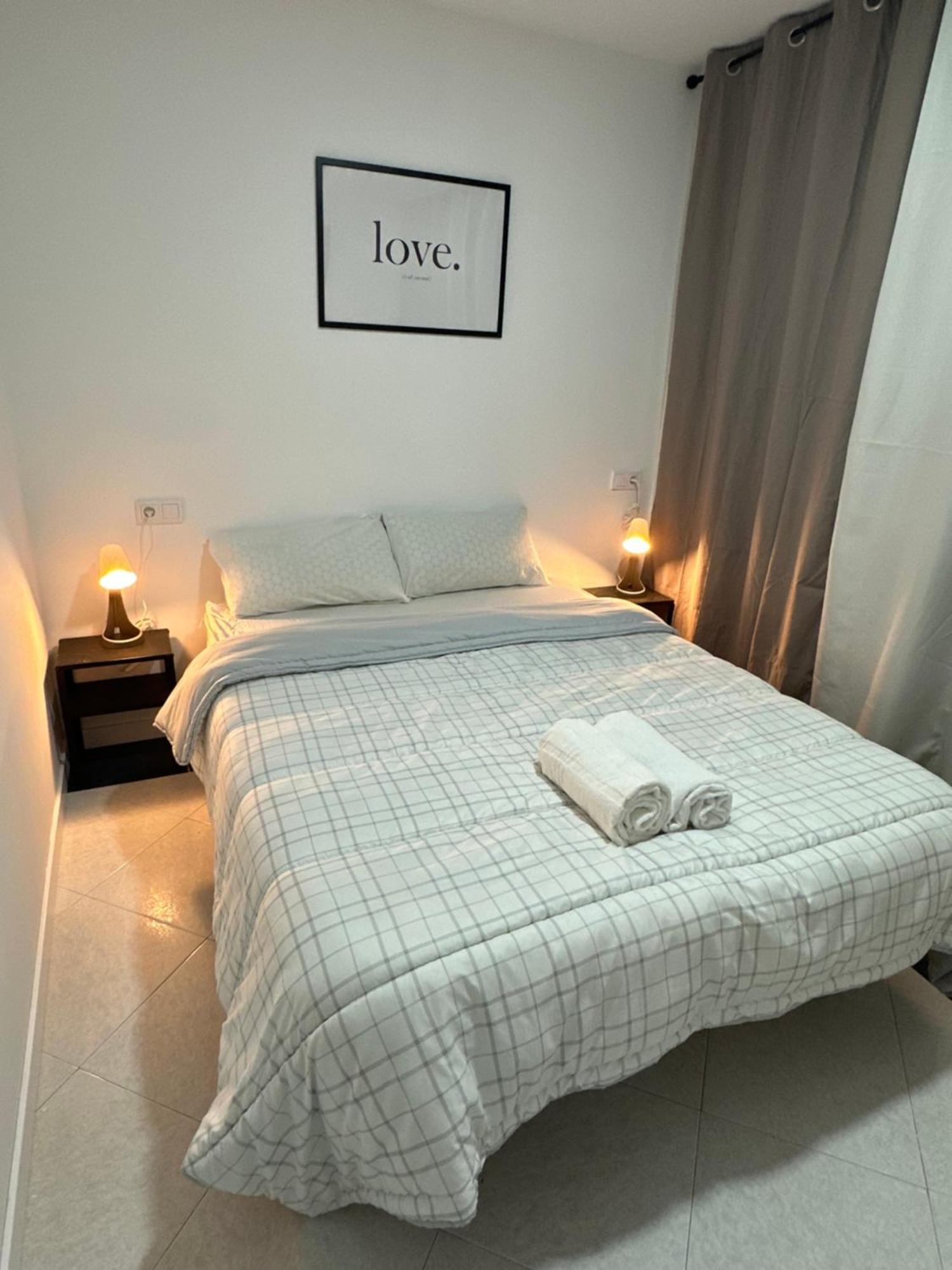 Rooms Mediavilla Мадрид Экстерьер фото